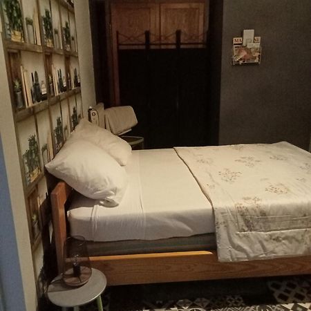 Le Repaire Des Ecureuils Panzió Bourg-Argental Kültér fotó